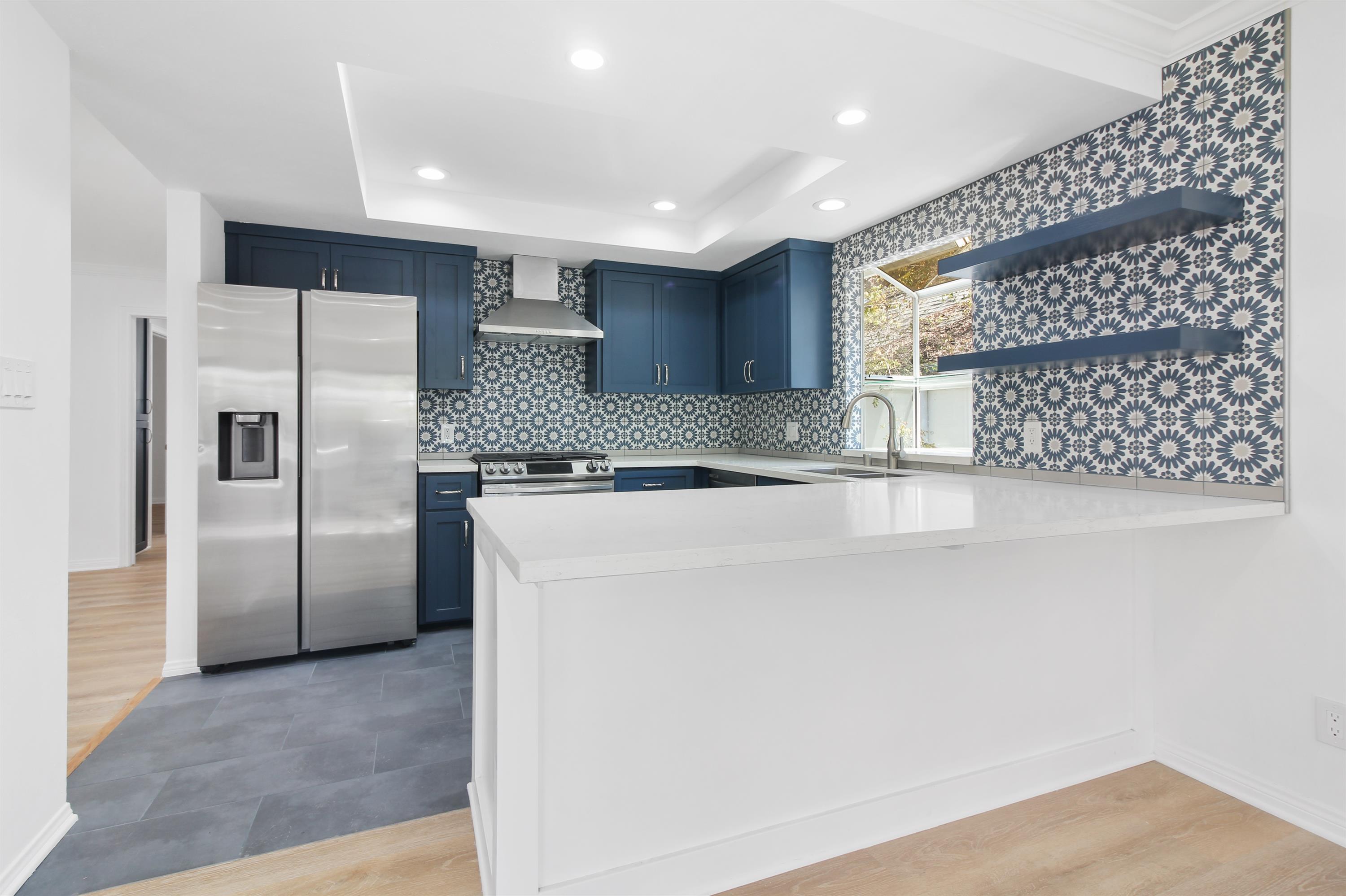 1933 Voorhees Avenue - Unit A